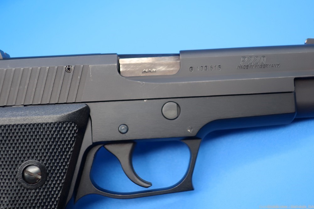 Sig Sauer P220 WEST GERMAN "JE" 1984 RARE European Model *MINT*-img-15