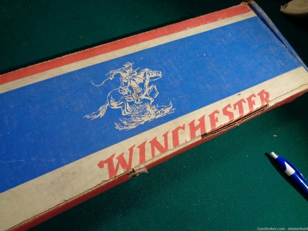 - Winchester 70 XTR 270 USA Red, White and Blue Collector Box-NEW!-img-2