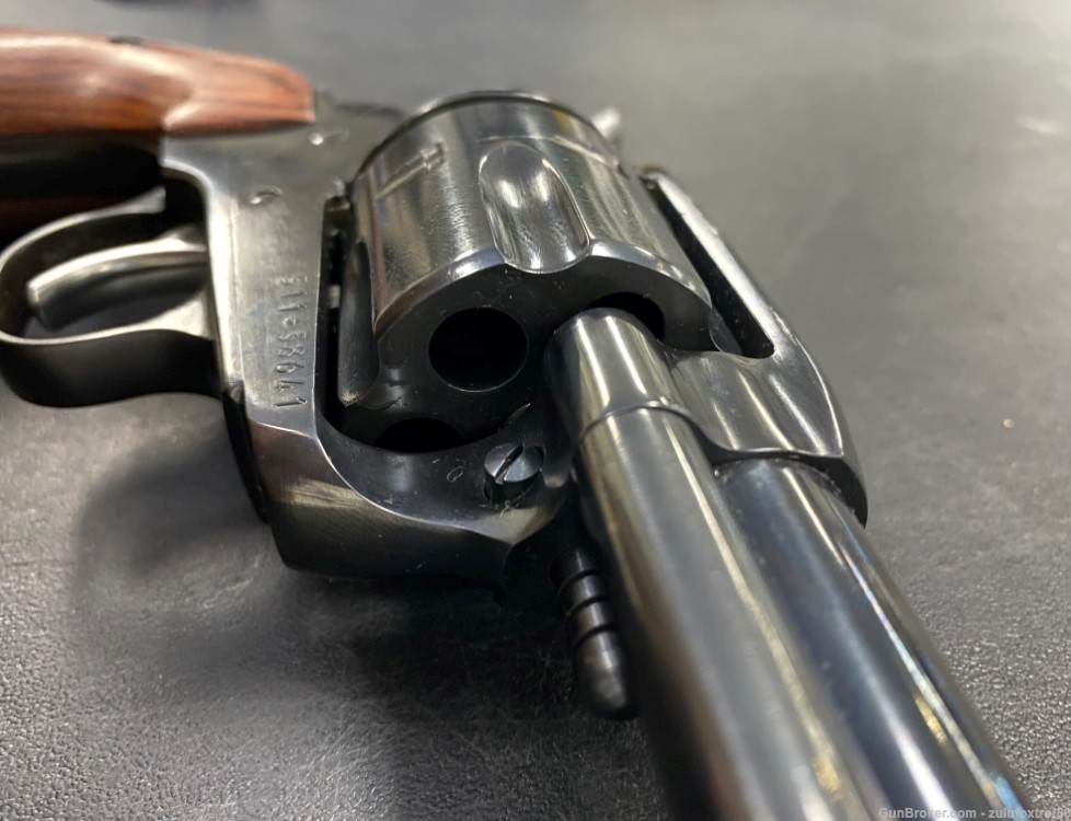 Ruger New Vanquero Model 5106 .357 Mag revolver-img-6