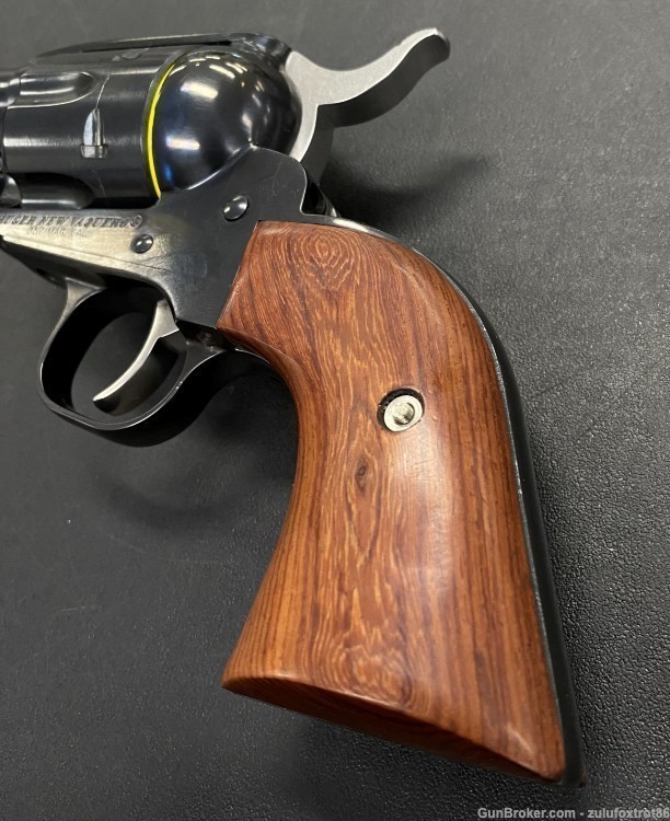 Ruger New Vanquero Model 5106 .357 Mag revolver-img-3