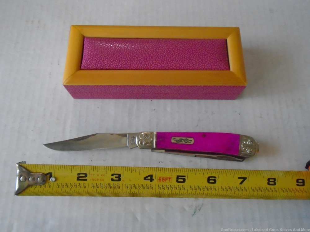 NIB Discontinued Lady Colt Engraved 2 Blade Pink Bone Trapper Knife! -img-13