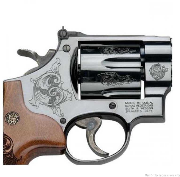 Smith & Wesson 29 Machine Engraved 44 MagnumSmith & Wesson J-Frame revolver-img-2