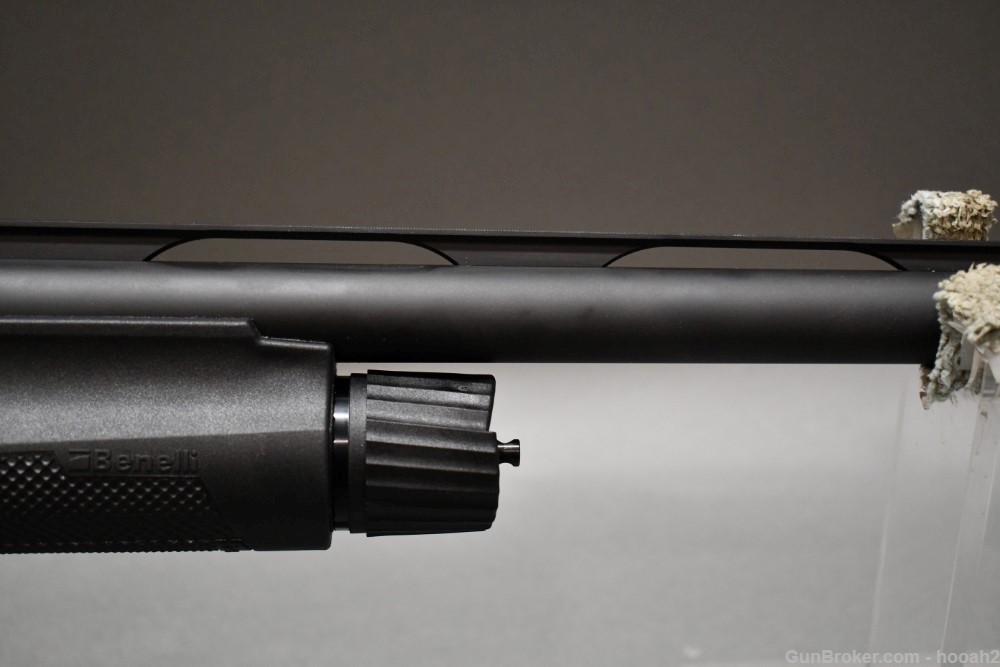 Nice Benelli M2 Field Semi Auto Shotgun 3" 12 G 28" VR W Case-img-6