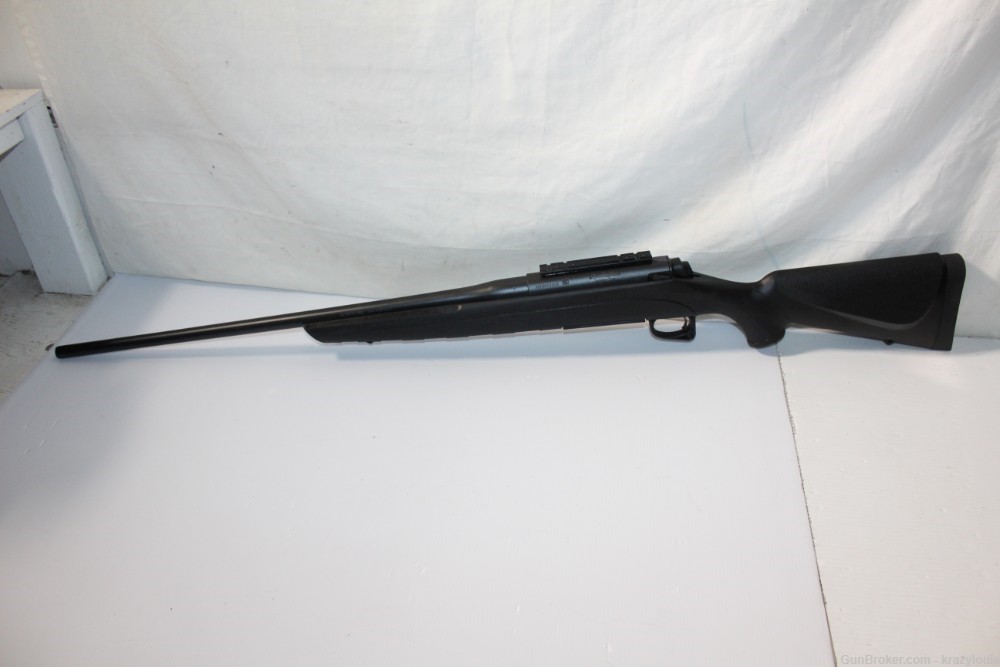 Remington 770 - 7mm Rem Mag Bolt Action Rifle 24" Barrel w/ Mag NICE-img-1