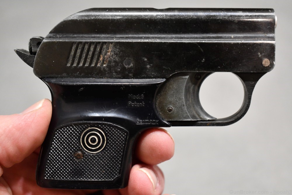 4 Assorted Small Frame Handguns 1 German Blank Pistol FIE TItan Gecado READ-img-9