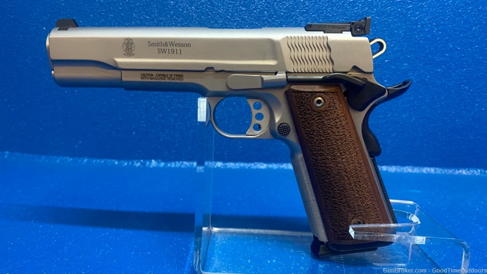 Smith & Wesson SW1911 Pro series 9MM 10+1 -img-0