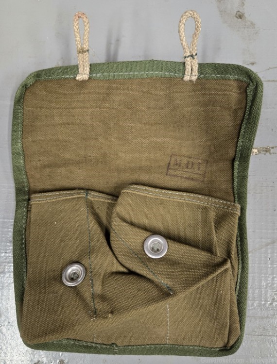 Small Green East German Pouch-img-1