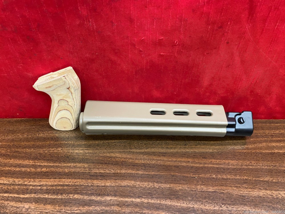 FAL ODG Handguard and Wood Grip-img-0