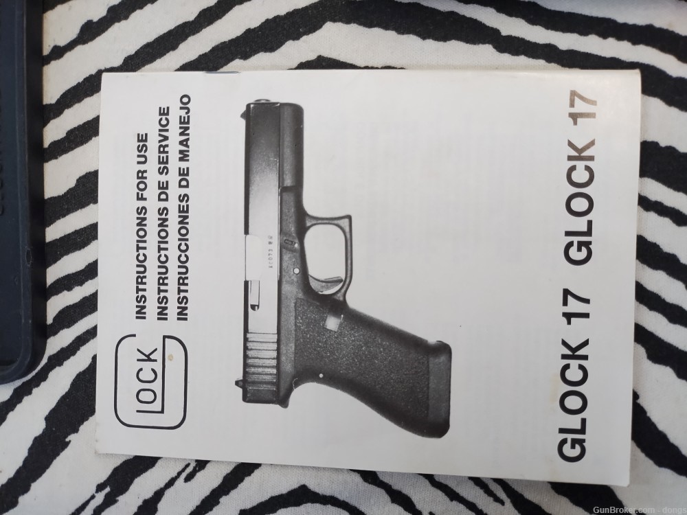 Glock 17 Gen 1  -img-14