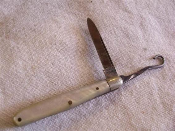 Race Brothers Quill Knife with Mother of Pearl-img-0