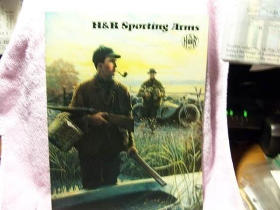 1970`s H & R Sporting Arms Catalog-img-0