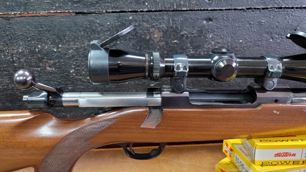 Ruger M77 30.06 bolt action rifle Leupold scope-img-2