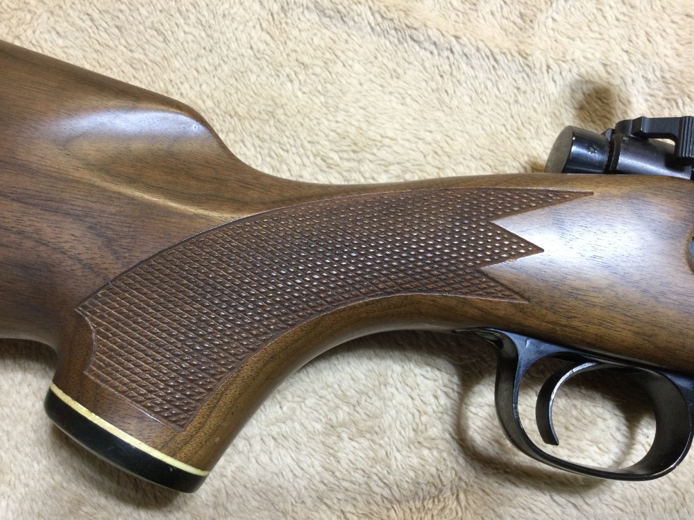 WINCHESTER MODEL 70 MAGNUM BOLT RIFLE in .338 WIN mag Cal.-img-24