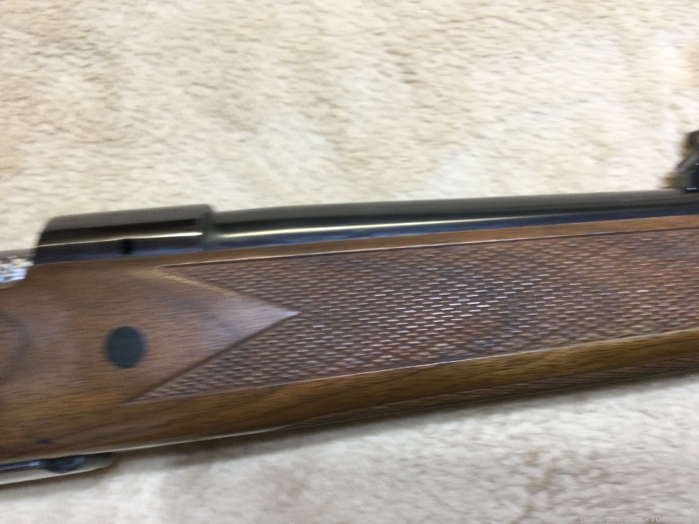 WINCHESTER MODEL 70 MAGNUM BOLT RIFLE in .338 WIN mag Cal.-img-20