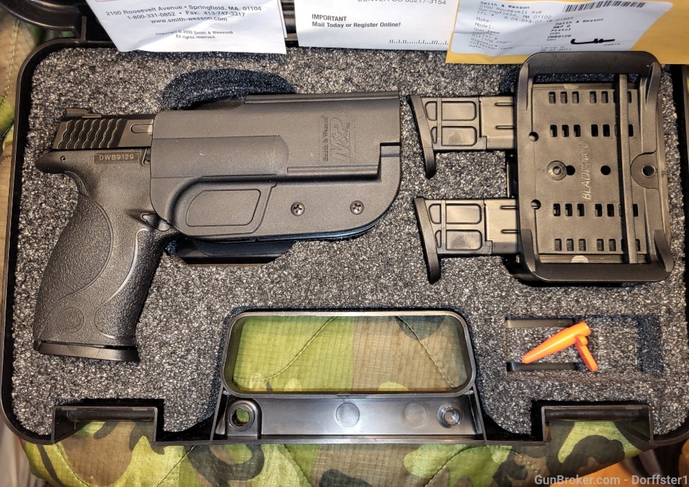 MA Approved S&W Smith & Wesson M&P9 9mm Pistol Package-3 mags/holster/more-img-1