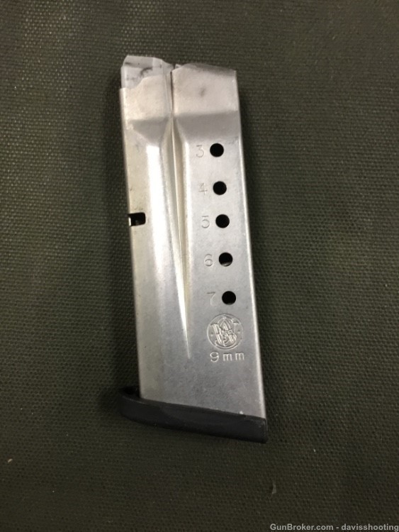 Smith and Wesson Shield 9mm Magazine -img-0