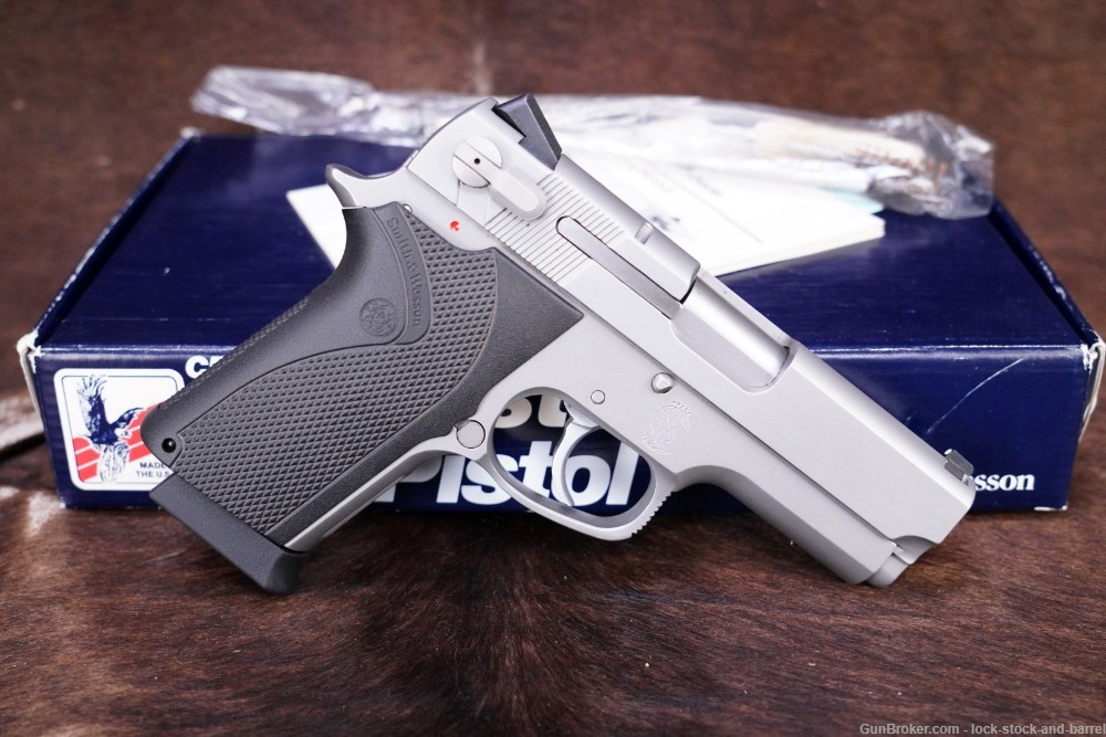 Smith & Wesson S&W Model 4516-1 103729 .45 ACP 3.5" Semi-Automatic Pistol-img-2