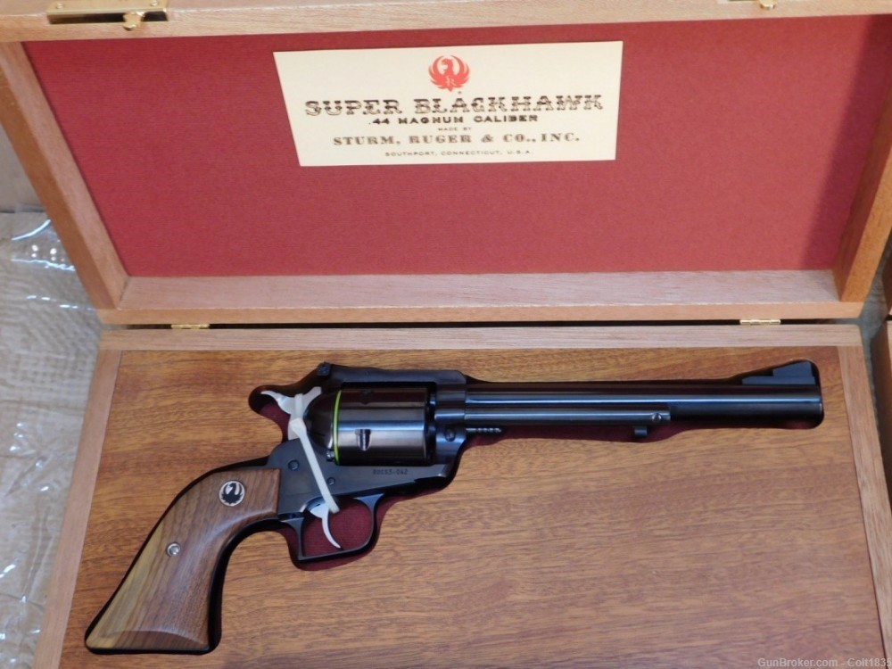 CONSECUTIVE PAIR ROCS 60th ANNIVERSARY RUGER SUPER BLACKHAWK IN CASES-img-6