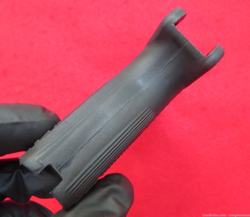 Kel Tec P-11 P11 KelTec 9 9mm Grip-Frame Magazine Catch Trigger Guard -img-2