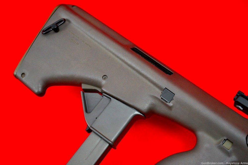 Awesome & Iconic Pre-Ban Steyr Aug 9mm 18" Barrel & Green Stock-img-4