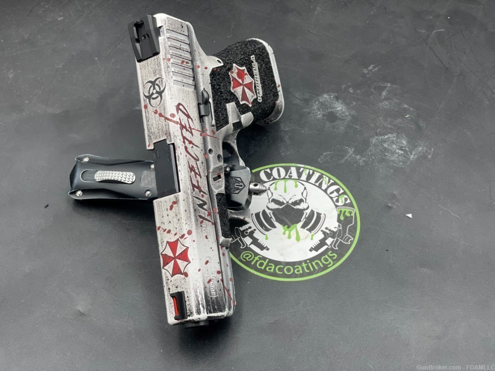Custom Glock 19 Umbrella Corp, Infected Design-img-2