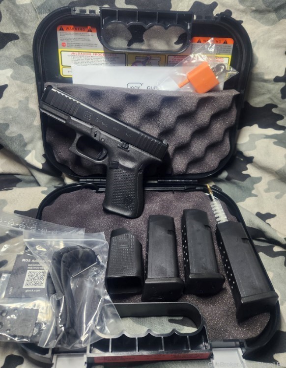 Glock 19M Gen 5 MOS 9MM FBI/Police Model *Optic Ready* 3 mags G19M NEW-img-1