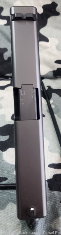 Glock 17 Gen 4 Complete OEM slide Black Polished ENGRAVED 22 34 35 NEW-img-1