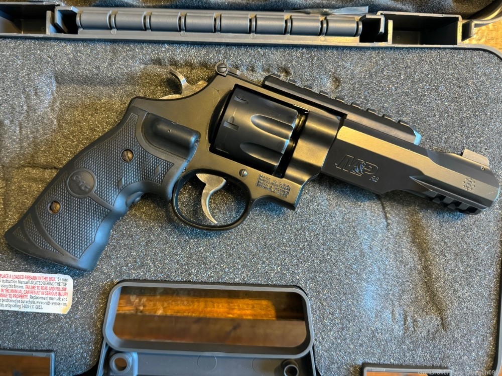 Smith & Wesson M&P R8 Performance Center Revolver 357 Mag 5" Barrel 170292-img-1