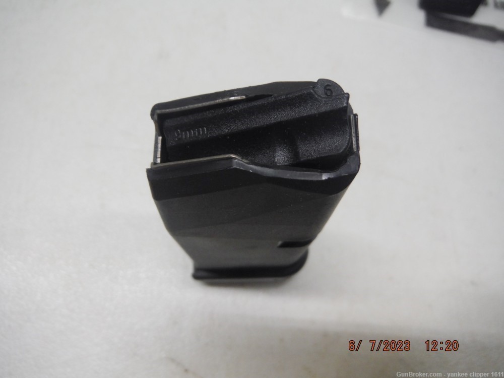 Glock 26 9mm 12Rd Magazine with grip extension NEW Factory-img-5