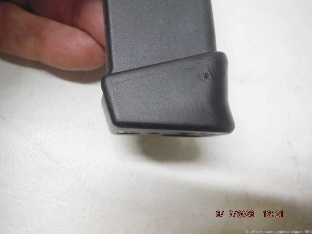 Glock 26 9mm 12Rd Magazine with grip extension NEW Factory-img-6