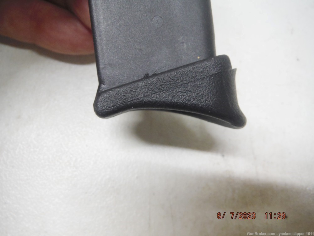 Glock 26 Gen5 9mm 10Rd Magazine with Pearce finger rest New Factory-img-5