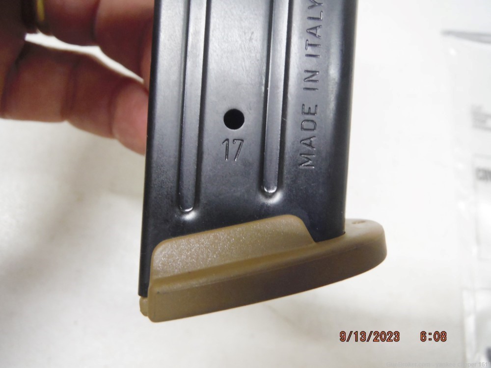 Sig P250/P320 9mm Magazine 17Rd New Factory with Coyote Base-img-6