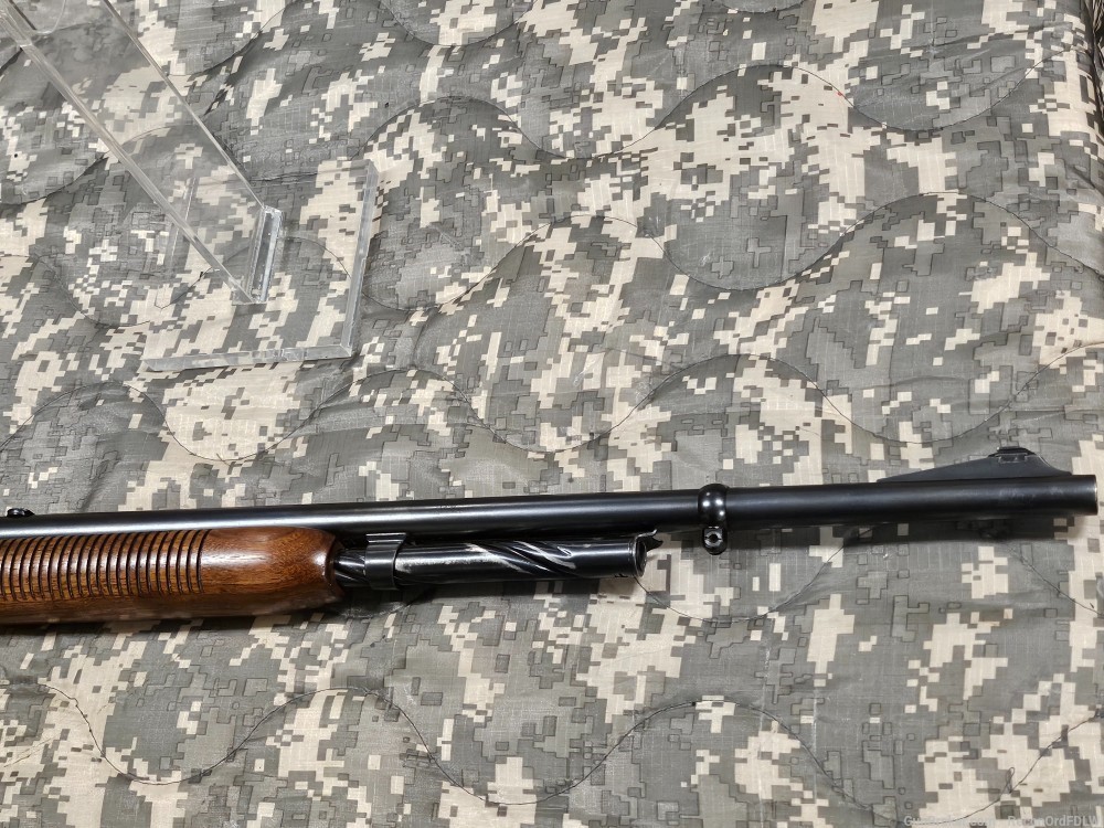 Remington Model 141 .35 Remington Pump Rifle w/ Leupold Scope! -img-12