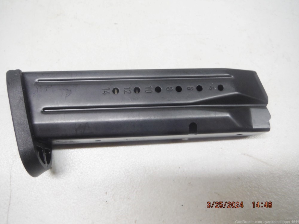 Smith & Wesson M&P9 M&P-9 9mm - 15rd Magazine NEW Factory-img-2