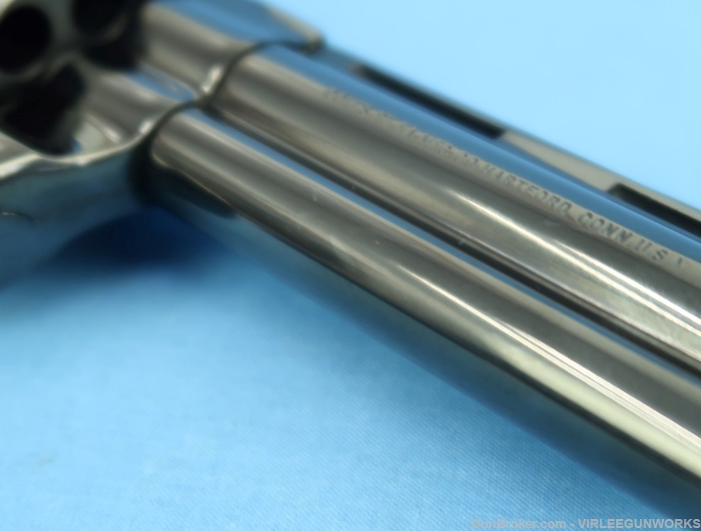Colt Python 357 Magnum Blued 4 Inch Walnut Grips 1976-img-29