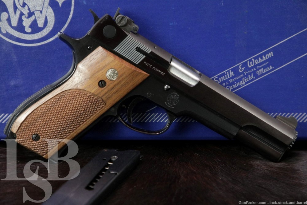 Smith & Wesson S&W Model 52-2 .38 Spl 5" Semi-Automatic Target Pistol & Box-img-0