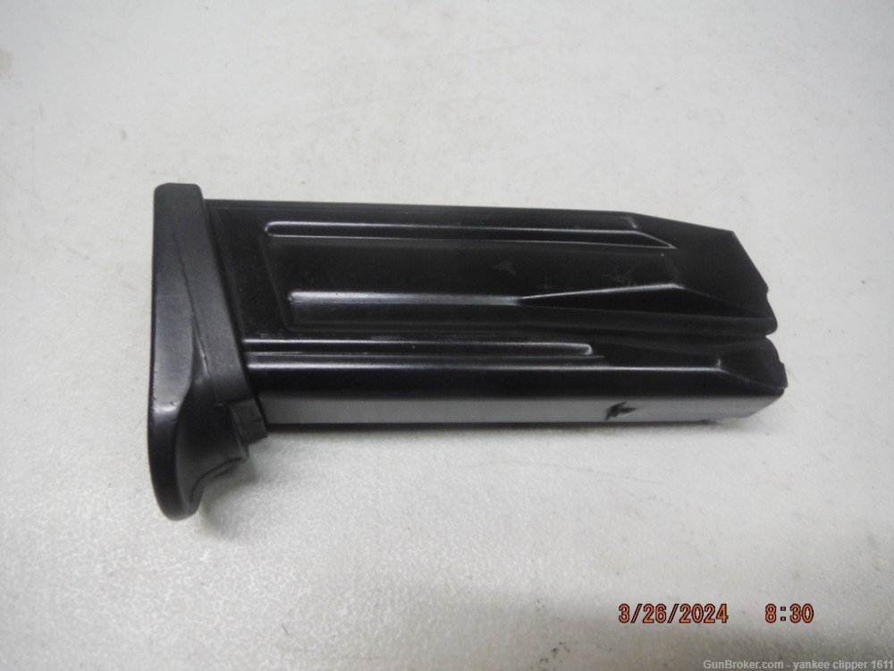 HK P2000 Sub Compact 9mm 10Rd Magazine w/Rest Like New Factory-img-0