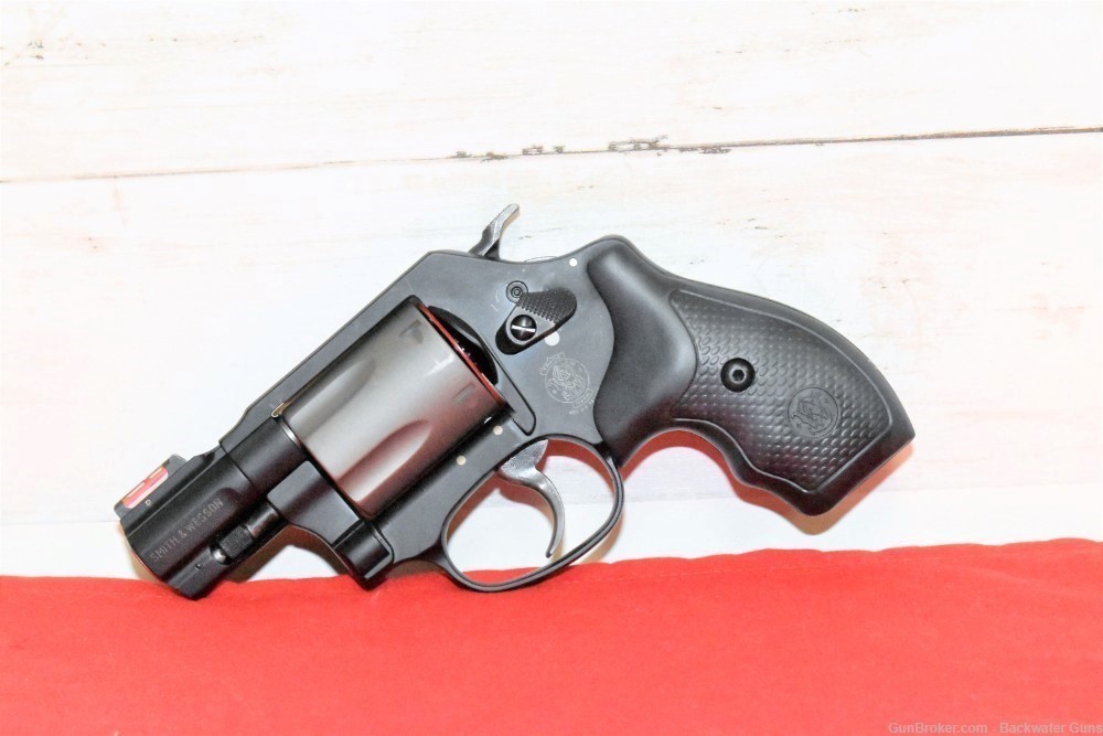 FACTORY NEW SMITH & WESSON MODEL 360PD 357 MAGNUM REVOLVER NO RESERVE!-img-1