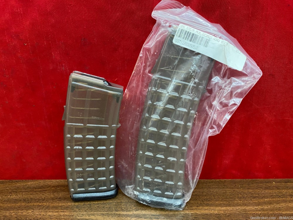 2 Steyr AUG .223 Magazines 42rd and 30rd Mags Clips Black Translucent-img-0