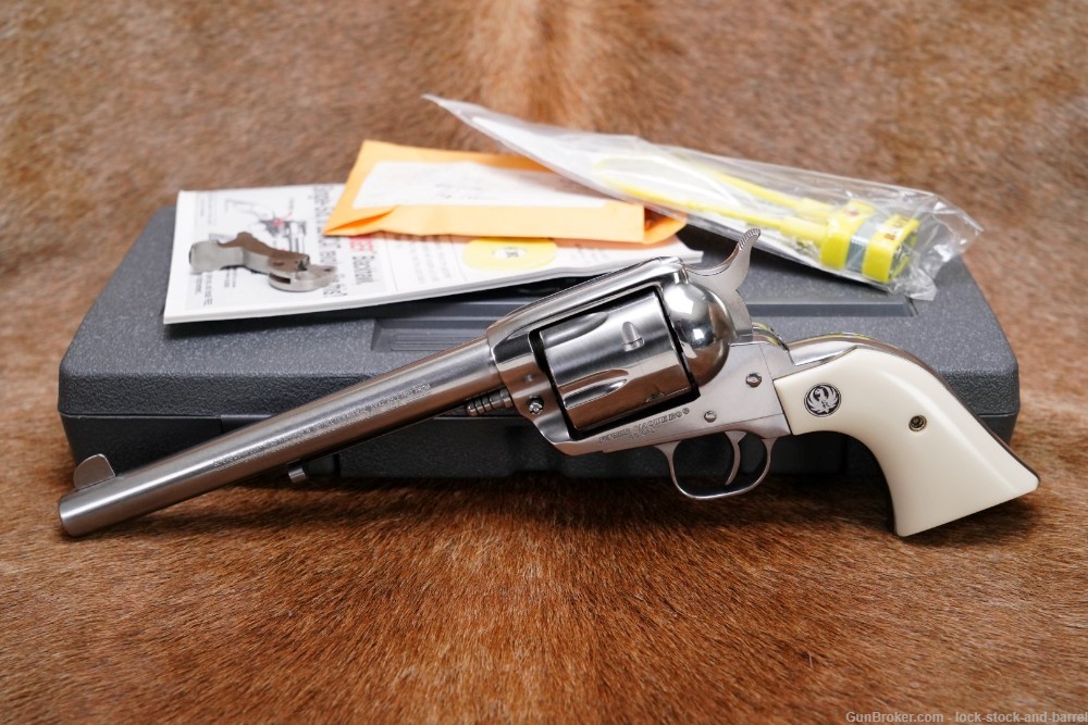 Ruger Vaquero Model 00575 .45 Colt 7 1/2” Single Action Revolver & Box 2002-img-3