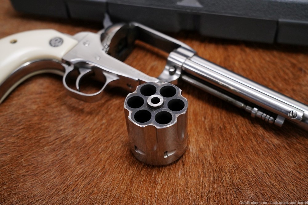 Ruger Vaquero Model 00575 .45 Colt 7 1/2” Single Action Revolver & Box 2002-img-12