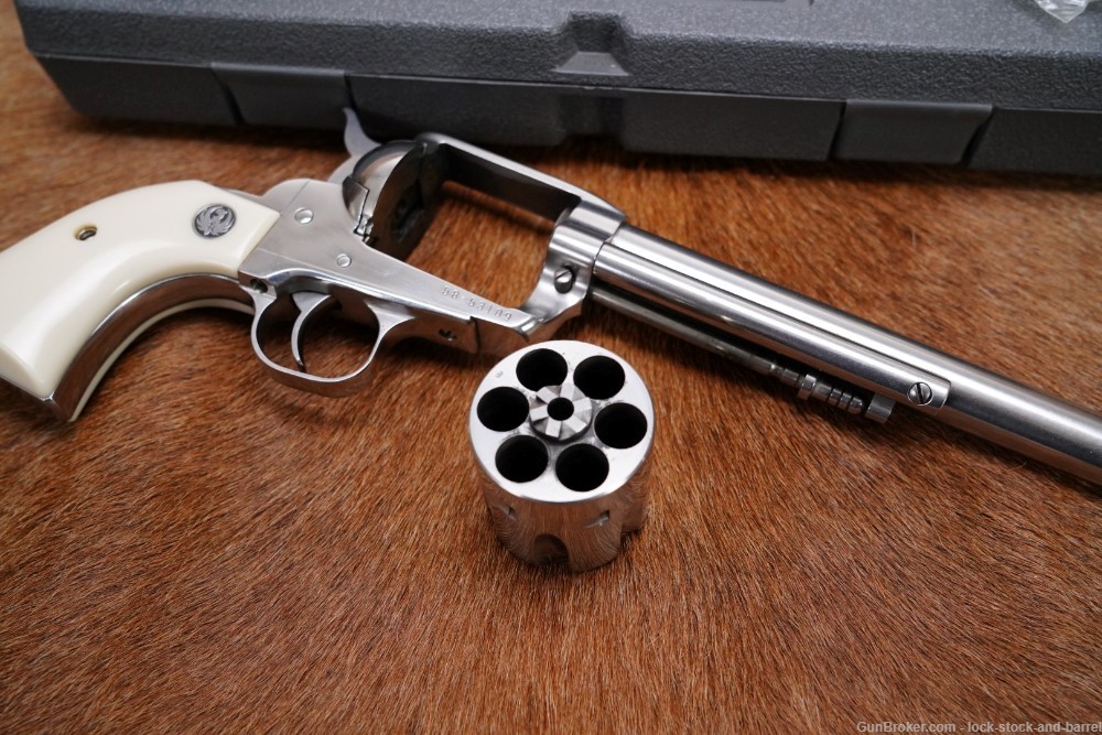 Ruger Vaquero Model 00575 .45 Colt 7 1/2” Single Action Revolver & Box 2002-img-13