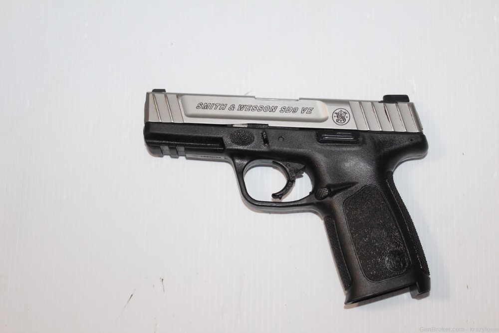 Smith & Wesson (S&W) SD9 VE 9mm Two-Tone Semi-Auto Pistol ONLY No Mag      -img-9