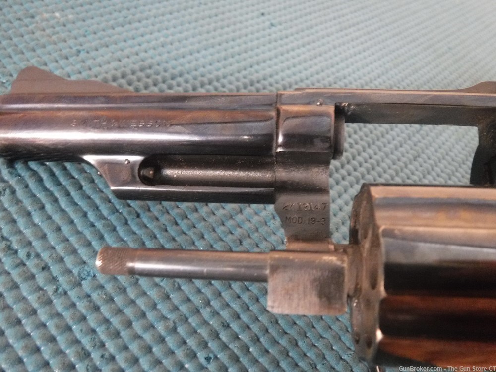 S&W Model 19-3 .357 Combat Magnum Revolver 4" 1971-img-39