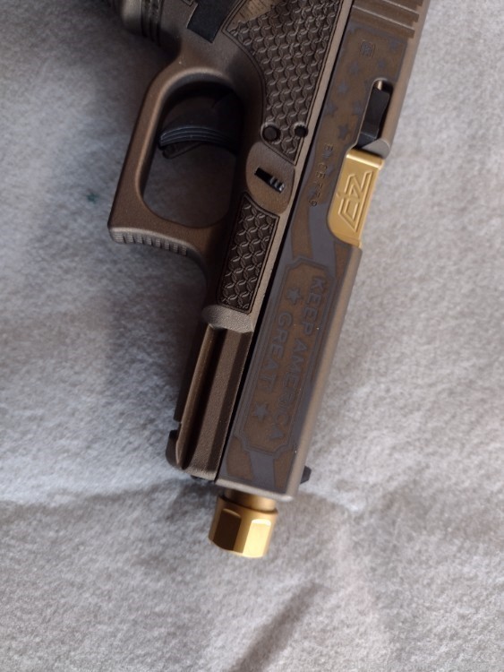 Glock 19 Trump Edition 9mm-img-2