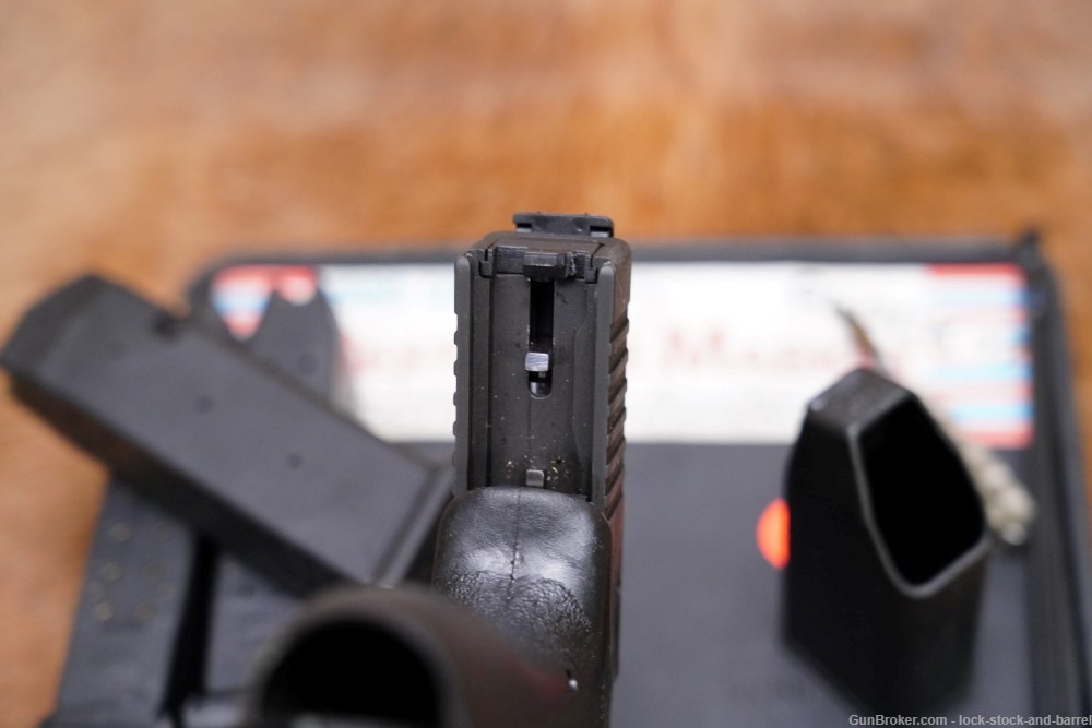 Glock Model 17 G17 Gen 1 9mm Striker Fired Semi-Auto Pistol, MFD 1982-1988-img-10