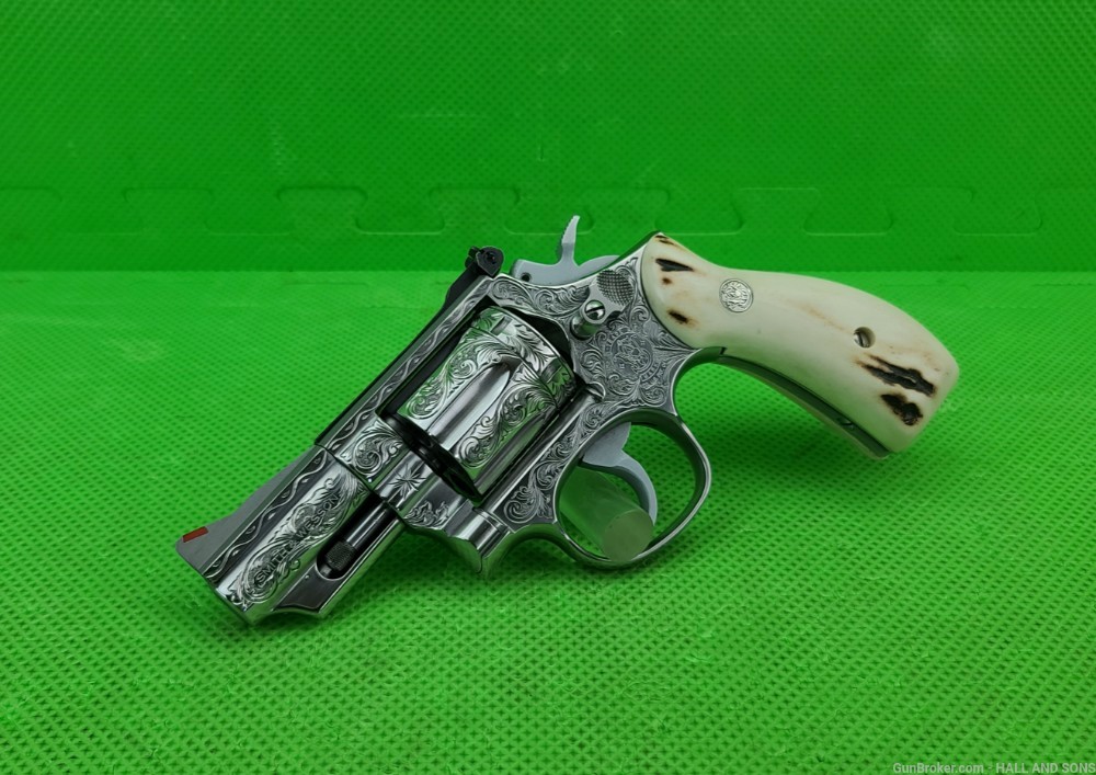 Smith & Wesson 66 ( 66-2 ) 357 MAG STAINLESS 2 1/2" FULLY HAND ENGRAVED -img-0