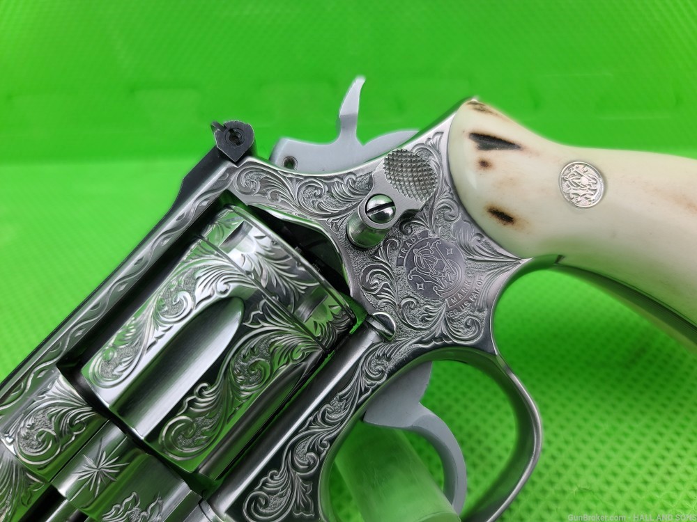 Smith & Wesson 66 ( 66-2 ) 357 MAG STAINLESS 2 1/2" FULLY HAND ENGRAVED -img-29