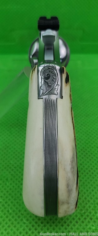 Smith & Wesson 66 ( 66-2 ) 357 MAG STAINLESS 2 1/2" FULLY HAND ENGRAVED -img-16