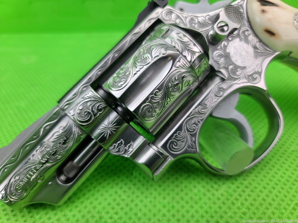 Smith & Wesson 66 ( 66-2 ) 357 MAG STAINLESS 2 1/2" FULLY HAND ENGRAVED -img-30